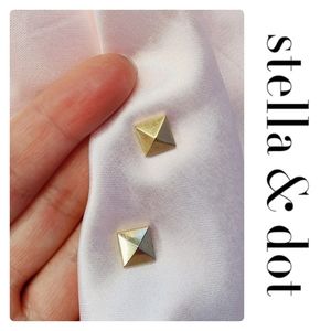 Stella & Dot | Cleopatra stud Earrings